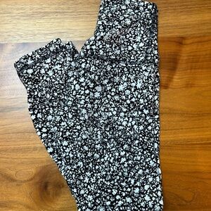 Lululemon leggings, barely worn. Very cute pattern.